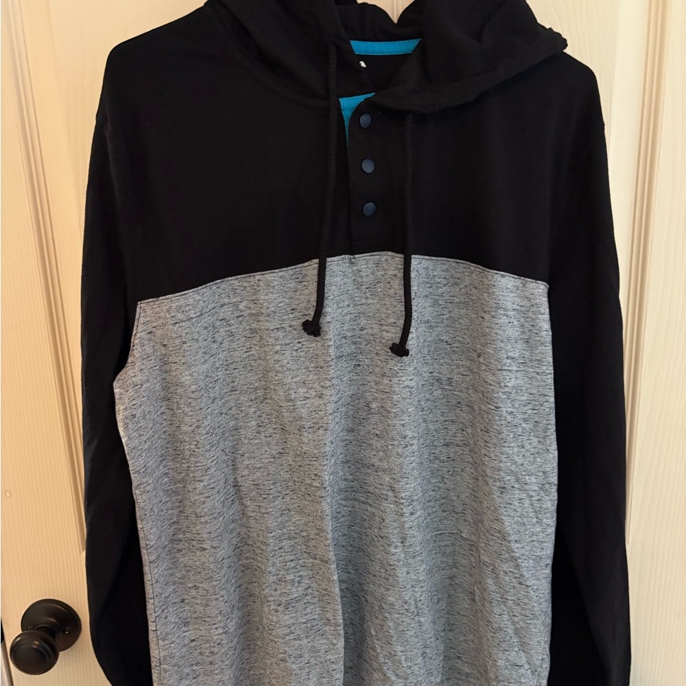 Arizona Jean Company Black and Gray Hoodie